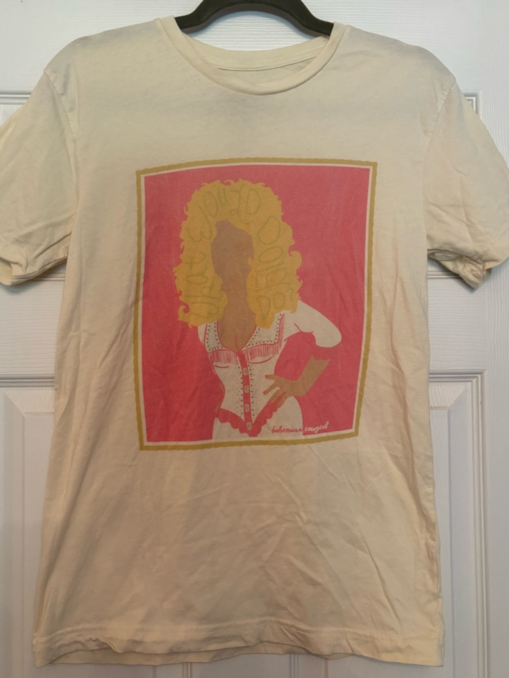 Bohemian Cowgirl Dolly Graphic Tee with Pink & Yellow T-shirt Pop Art Sz S
